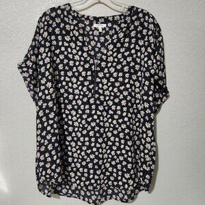 Maurices Womens Floral Print Blouse XXL Black White Floral Print Classic Dressy
